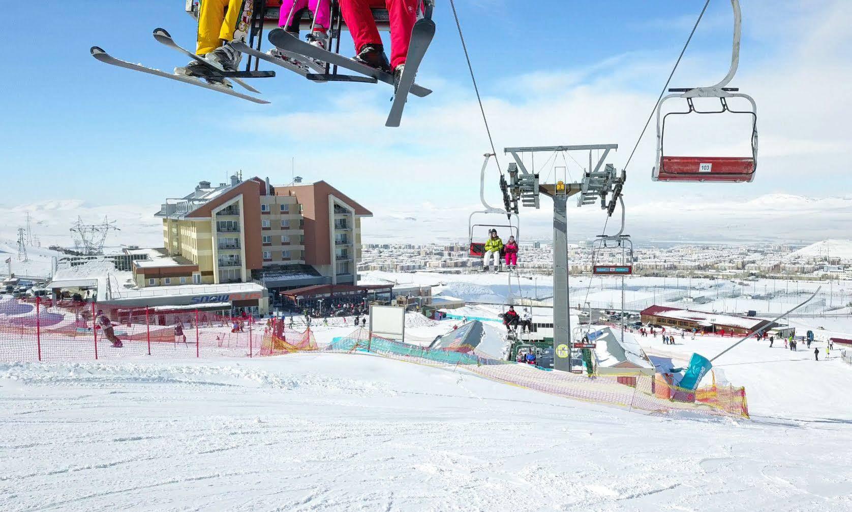 Sway Hotels Erzurum Exteriör bild